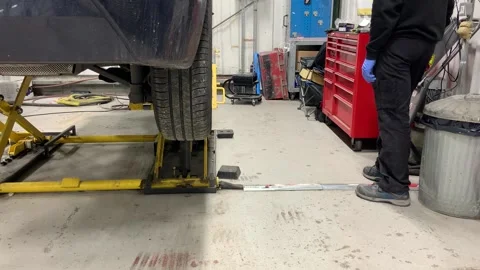 Workshop Car lift Stock-Footage 226828847