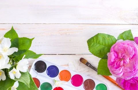  Workspace of creative worker Desk of creative worker. Paints, brush and f... 스톡 사진