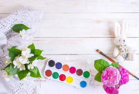  Workspace of creative worker Desk of creative worker. Paints, brush and f... 스톡 사진