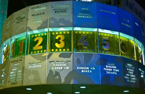 World clock by night Stock Photos