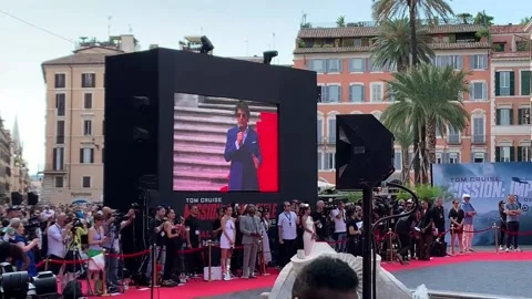 The world premiere of "Mission: Impossible - Dead Reckoning" paralyzes the cente Vídeo Stock 244178036