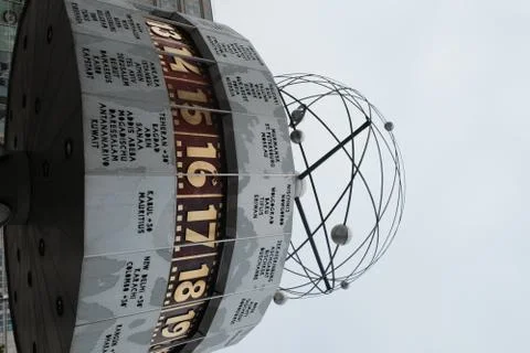 World Time Clock in Alexanderplatz, Berlin, Germany Foto stock