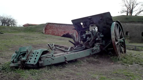 World War I howitzers, camera move Video stock 38283799