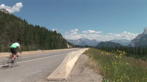 WorldClips-Banff Highway-ws Vídeo Stock 8918698