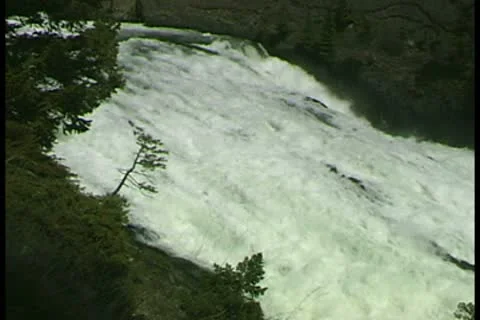 WorldClips-Bow Falls Profile Stockbeeldmateriaal 8947170