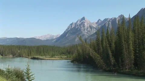 WorldClips-Bow River-Pines-Mountains-ws-zoom Stock Footage 8919017
