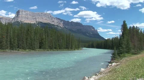 WorldClips-Bow River-xws Video stock 8919038