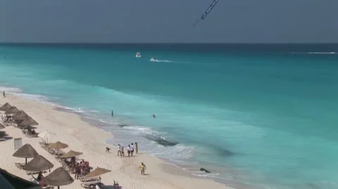 WorldClips-Cancun Beach-xws Stock-Footage 8920681