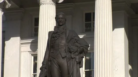WorldClips-Hamilton Statue-zoom Stock Footage 8923727