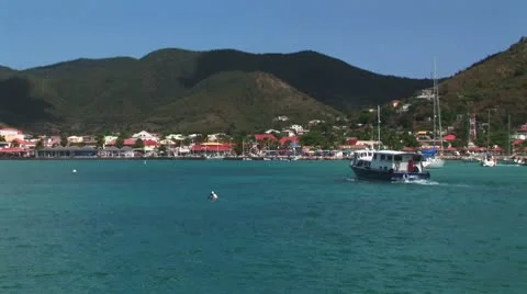 WorldClips-Marigot Ferry-zoom Stock-Footage 8921996