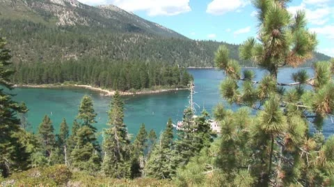 WorldClips-MS Dixie Enters Emerald Bay-xws Видео 8924604