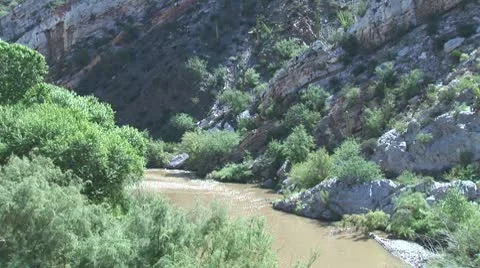 WorldClips-Salt River Flow Stock-Footage 8917699