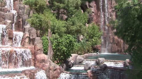 WorldClips-Wynn-Falls-ws Video stock 8925261