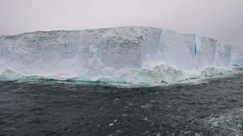 The world's second largest iceberg ever recorded, A68 Stock Footage 198844585