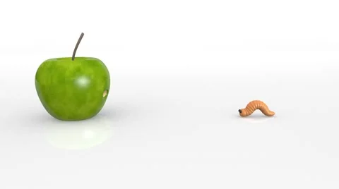 The worm is crawling to Apple Vídeo Stock 68768943