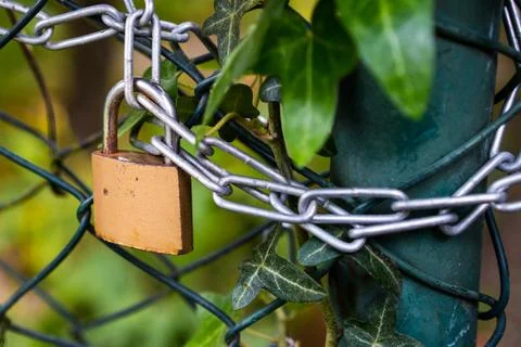Worn Lock with chain Foto stock