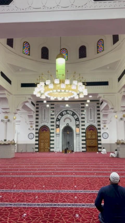 Worshippers Praying Inside the Sacred Al Fath Mosque Stock Footage 346190881