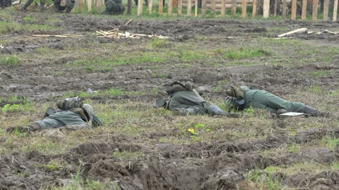 Wounded and dead warriors. Stock-Footage 112884848