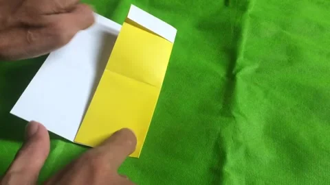 Wow origami so easy. Video stock 243692722