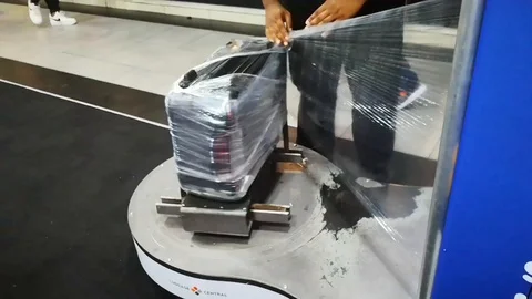 Wrapping bag Stock Footage 107465503