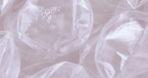 Wrapping film with bubbles Stock-Footage 101324581