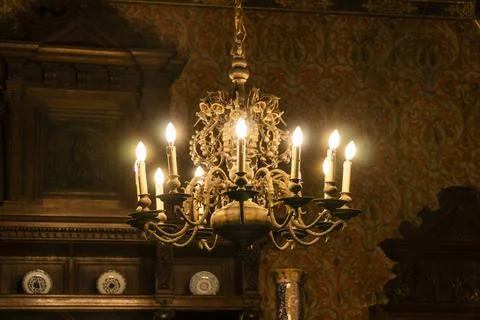 Wreath of light in rustic room 写真素材