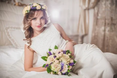 Wreath Wedding Bride Stock Photos