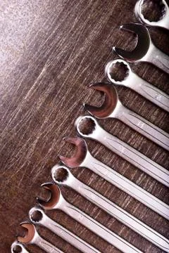 Wrenches on a metal background Foto stock