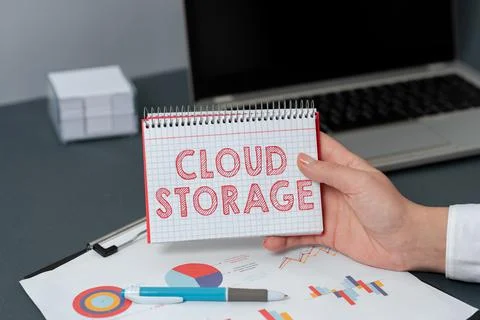 Writing displaying text Cloud Storage. Business approach computing connect Foto stock
