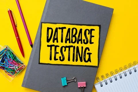 Writing displaying text Database Testing. Internet Concept involves the Stockfoto's