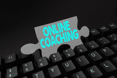 Writing displaying text Online Coaching. Word Written on Learning from online 스톡 사진