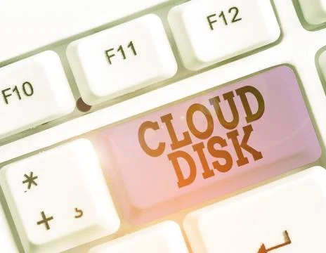 Writing note showing Cloud Disk. Business photo showcasing web base service that Foto stock