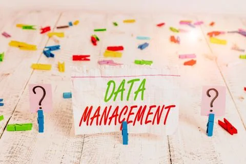 Writing note showing Data Management. Business photo showcasing disciplines Foto stock