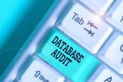 Writing note showing Database Audit. Business photo showcasing auditing of data 스톡 사진