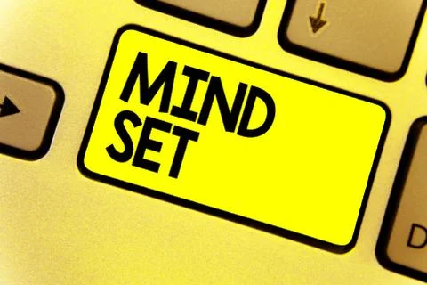 Writing note showing Mind Set. Business photo showcasing A standard thought o Foto stock