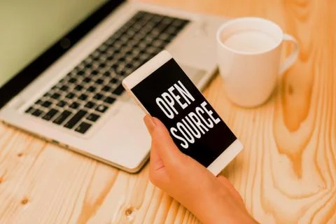 Writing note showing Open Source. Business photo showcasing denoting software 스톡 사진