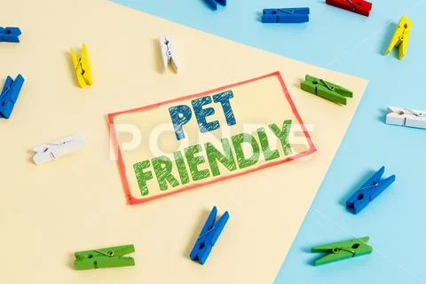 Writing note showing Pet Friendly. Business photo showcasing used to describe a Stock Photos