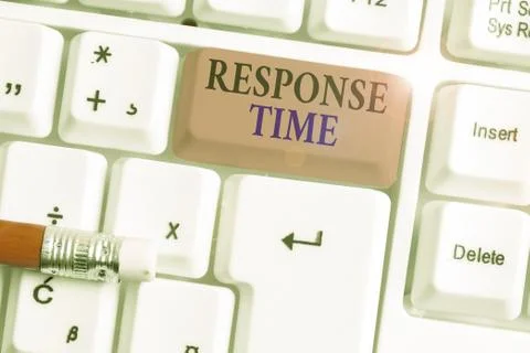 Writing note showing Response Time. Business photo showcasing The amount of time Foto stock