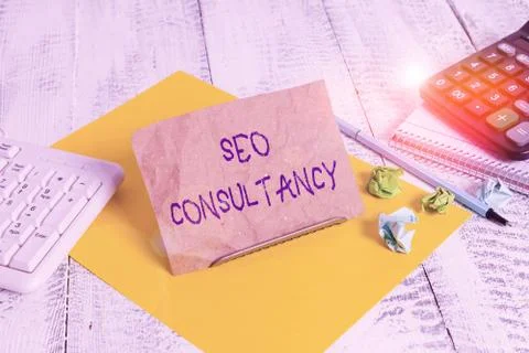 Writing note showing Seo Consultancy. Business photo showcasing specialize in Foto stock