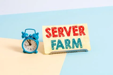 Writing note showing Server Farm. Business photo showcasing a group of computers Stock Photos
