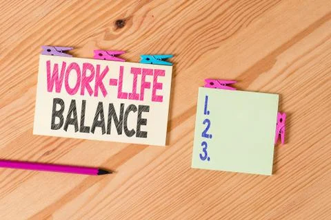 Writing note showing Work Life Balance. Business photo showcasing time allocated Foto stock