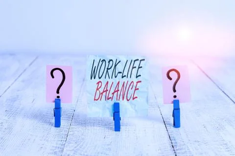 Writing note showing Work Life Balance. Business photo showcasing time allocated Foto stock