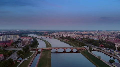 Wrocław Odra River Sunset / 4K Drone Video Stock-Footage 89588347