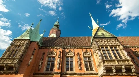 Wroclaw old town square clouds timelapse Stock Footage 60453608