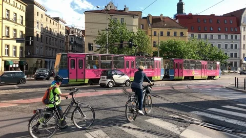 Wroclaw, Poland - Busy Intersection, People Crossing, Bicycles, Tram Passing, 4K 스톡 동영상 89624772