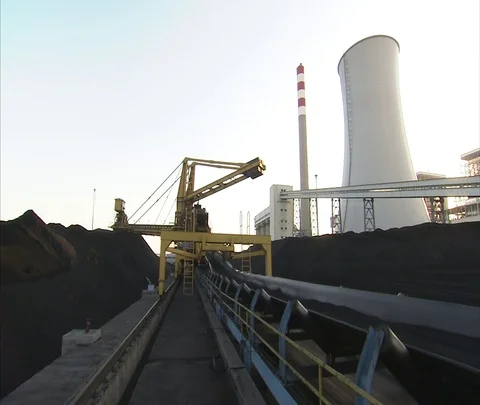 WS Coal pile, crane and conveyor outside Shenhua Sanhe power station Stock-Footage 86746790