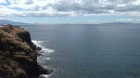 WS off Maui Coast 動画素材 341742