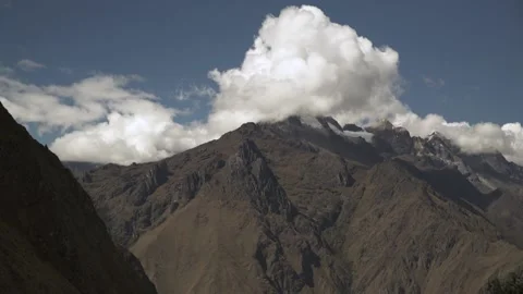 WS mountains in Cusco Peru Video stock 130431413
