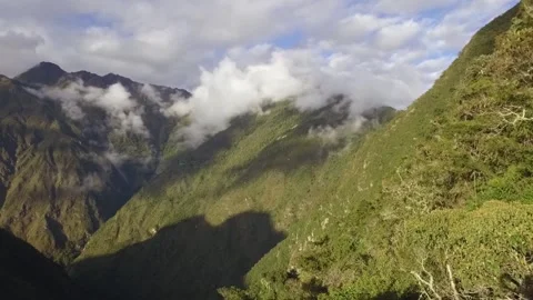 WS Pan mountains, clouds and sun in Cusco Peru Video stock 130460623