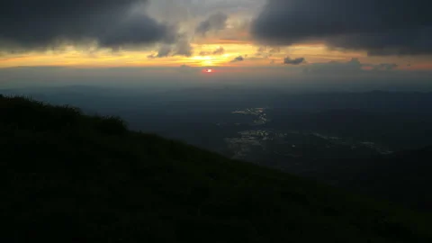 Wugongshan sunset time lapse Vídeo Stock 168048803